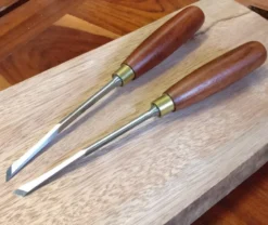 Ashley Iles Skew Fishtail Chisels (Pair)