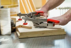 Bessey Horizontal Toggle Clamp with Open Arm and Horizontal Base Plate