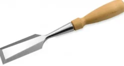Lie-Nielsen 1 1/2'' (38mm) Bevel Edge Socket Chisel - O1