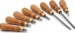 Lie-Nielsen Screwdrivers with Cherry Handles