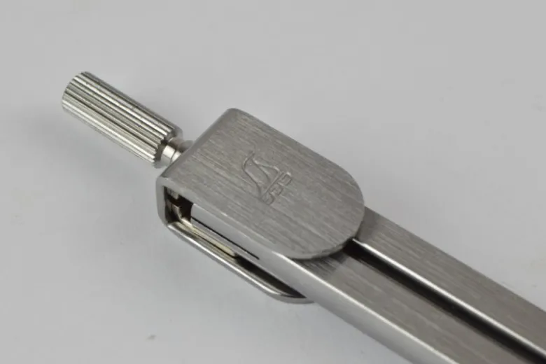 Shinwa Compass with Pencil Lead