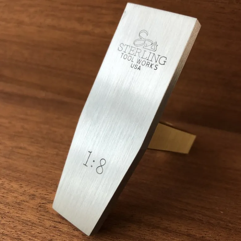 Sterling Toolworks Saddle Tail 1:6