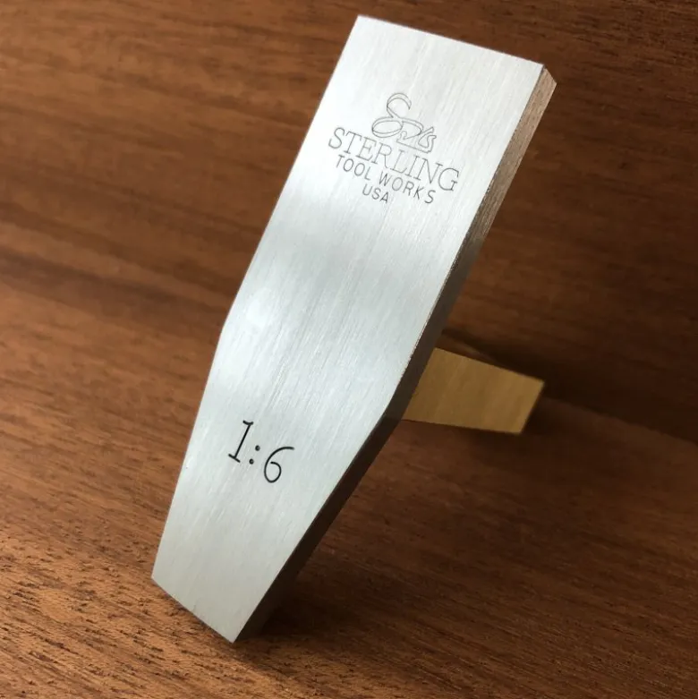 Sterling Toolworks Saddle Tail 1:6