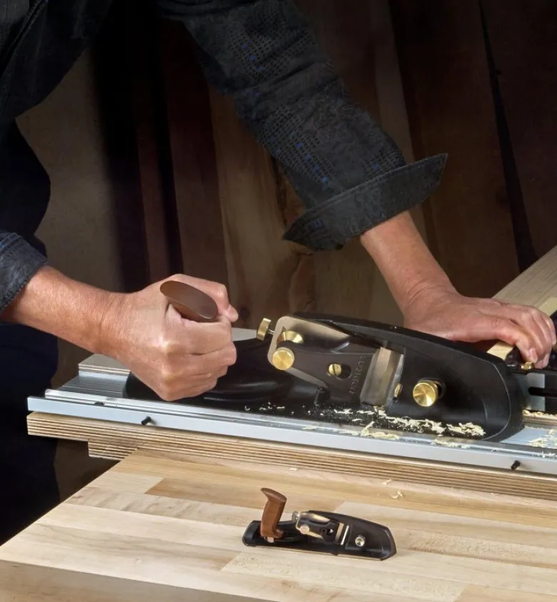 Veritas Miniature Right-Hand Shooting Plane