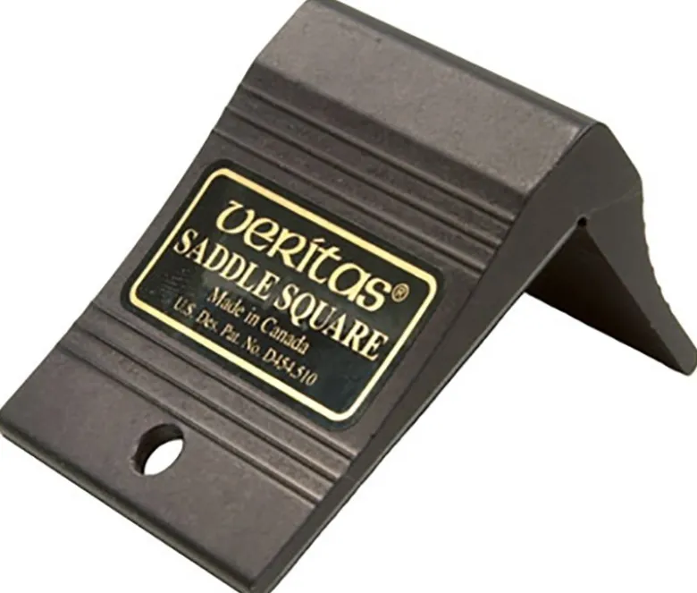 Veritas Saddle Square